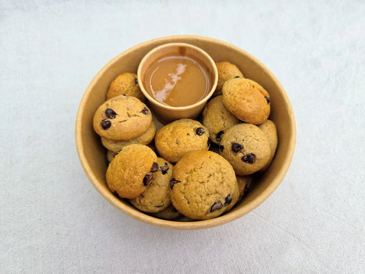 Mini Cookies With Dip Sauce