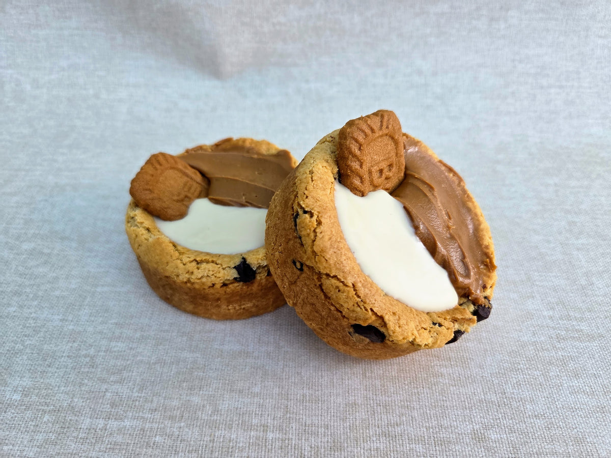 Biscoff & White Choc. Deep Cookie